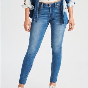 American Eagle Super Stretch Blue Jeans - Short